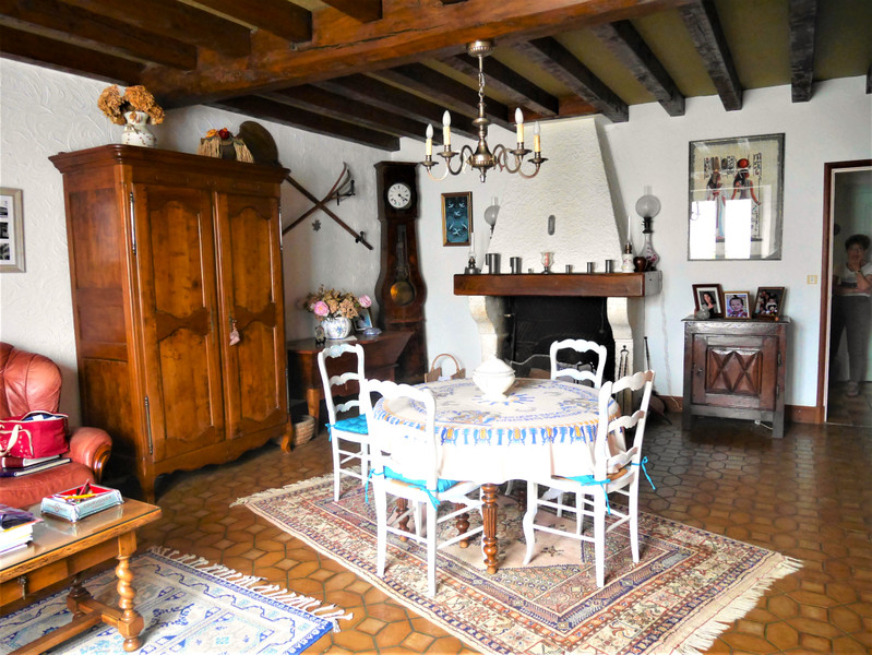 French property for sale in Deviat, Charente - €252,688 - photo 6