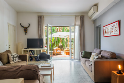 French property for sale in Nice, Alpes-Maritimes - €890,000 - photo 9