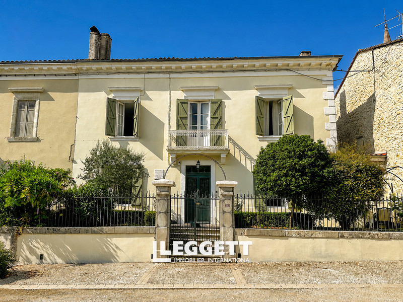 Maison 10 pièce(s), SOS
