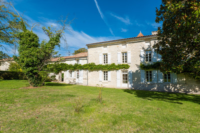 French property for sale in Saint-Michel, Charente - €997,500 - photo 2