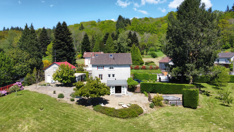 Maison à vendre à Saint-Moreil, Creuse - 215.000 € - photo 1