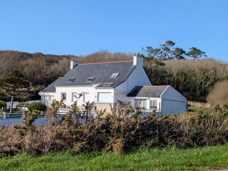 Propriété à vendre à Cléden-Cap-Sizun, Finistère - 408 100 €