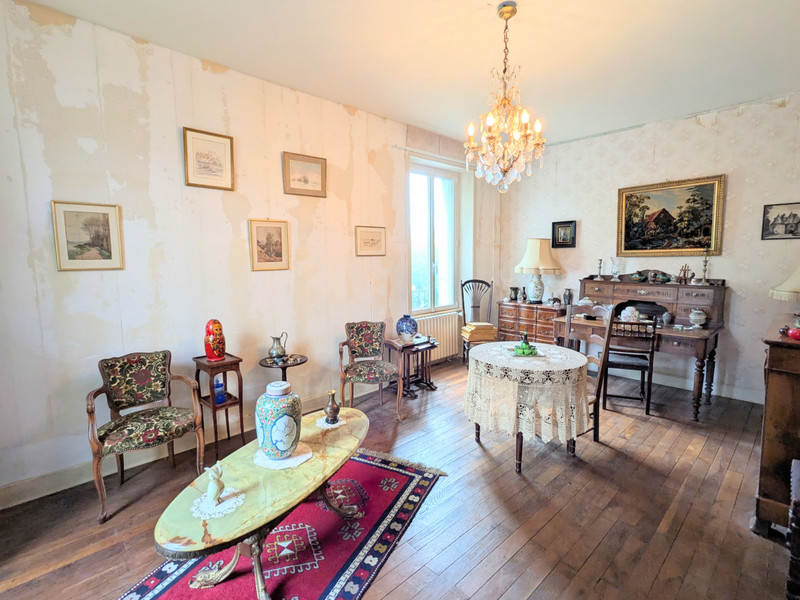 French property for sale in Arnac-Pompadour, Corrèze - €149,500 - photo 2