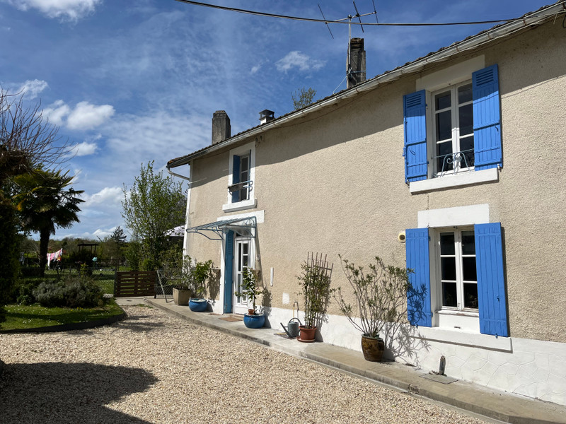 French property for sale in Bonnes, Charente - €687,940 - photo 6