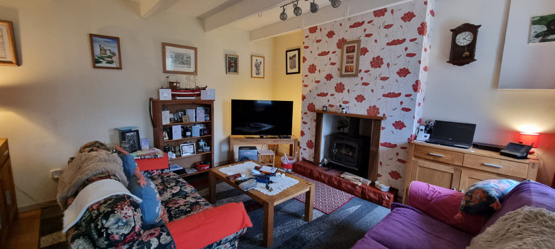 French property for sale in Poullaouen, Finistère - &#8364;77,000 - photo 3