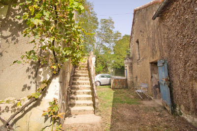 French property for sale in Thuré, Vienne - €56,600 - photo 9