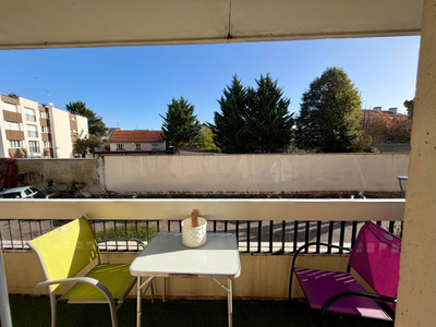 French property for sale in Livry-Gargan, Seine-Saint-Denis - €225,000 - photo 1