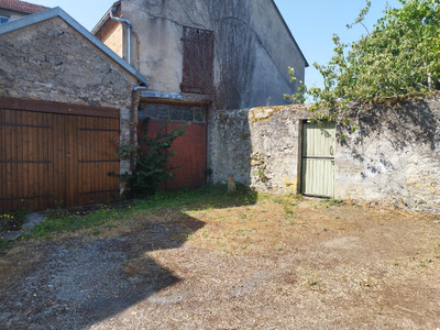 French property for sale in Saint-Léger-Magnazeix, Haute-Vienne - €65,500 - photo 9
