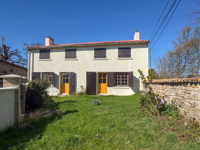 house for sale in Deux-Sèvres