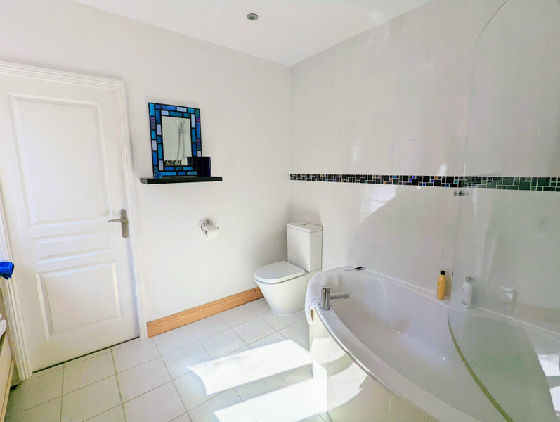 House for sale in JumilhacleGrand Dordogne Stunning 4 bedroom, 3