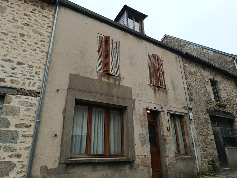French property for sale in Bénévent-l'Abbaye, Creuse - €77,000 - photo 0