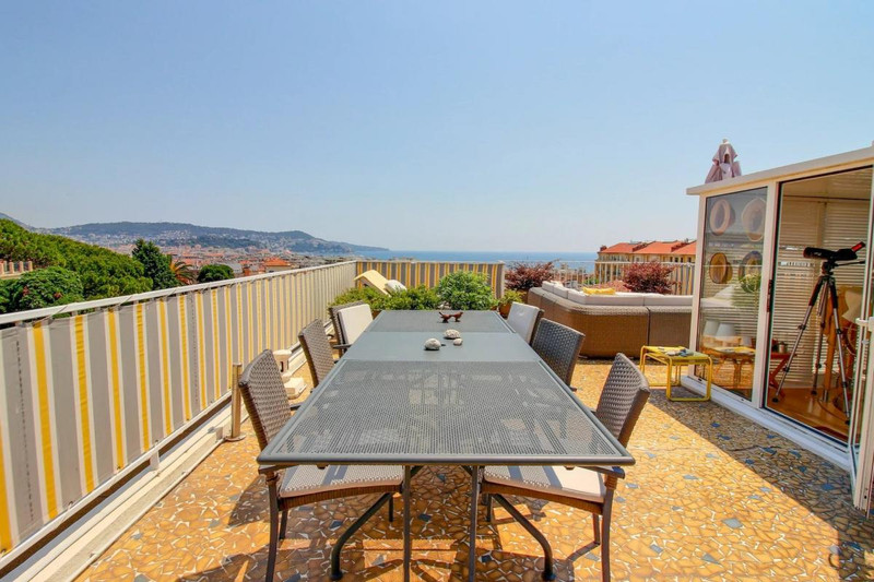 French property for sale in Nice, Alpes-Maritimes - €1,075,000 - photo 3