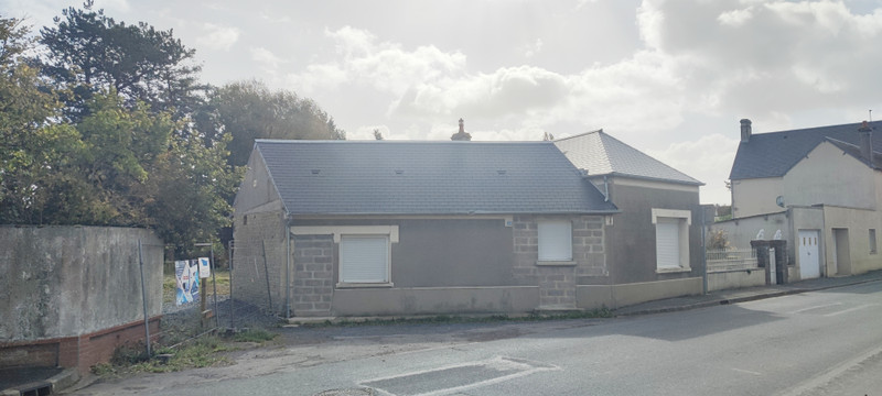 French property for sale in Trévières, Calvados - €159,900 - photo 0