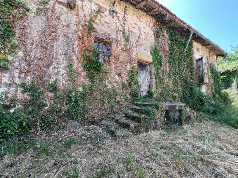 French property for sale in Saint-Martin-de-Fressengeas, Dordogne - €31,600 - photo 2
