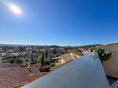 Maison à vendre à Neffiès, Hérault, Languedoc-Roussillon, avec Leggett Immobilier
