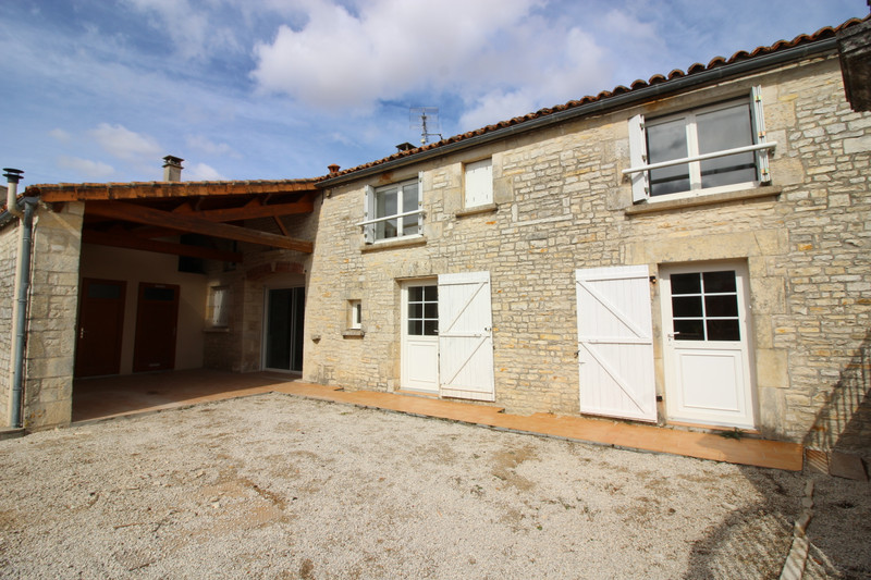 House for sale in Ébréon Charente Traditional 2 bed stone house