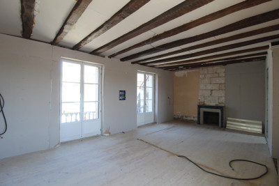 French property for sale in Preuilly-sur-Claise, Indre-et-Loire - €139,750 - photo 2