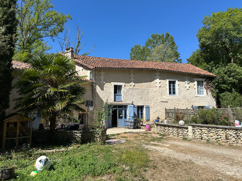 French property for sale in Bourdeilles, Dordogne - €638,300 - photo 2