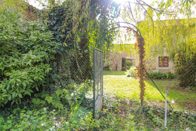 House in Angliers Vienne Nice opportunity to acquire a stone