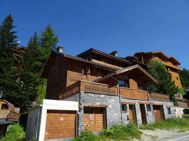 Chalet à vendre à La Plagne Tarentaise, Savoie - 790 000 € - photo 1 Chalet à vendre à La Plagne Tarentaise, Savoie - 790 000 € - photo 1