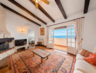 Maison à vendre à Saint-Raphaël, Var, PACA, avec Leggett Immobilier