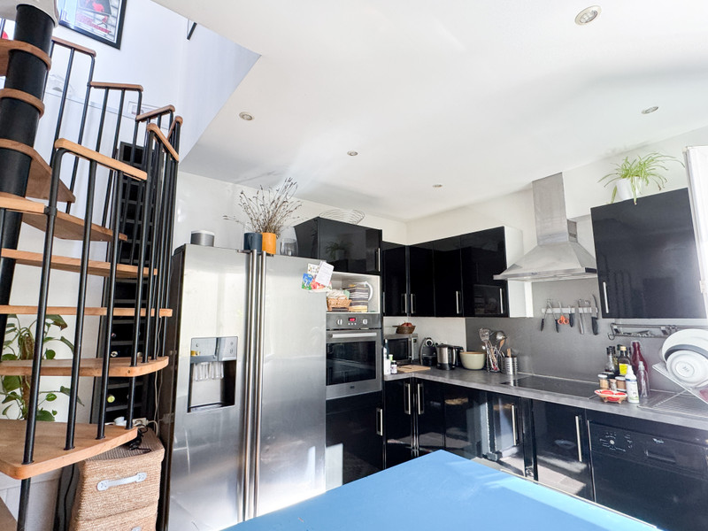 French property for sale in Asnières-sur-Seine, Hauts-de-Seine - €315,000 - photo 8