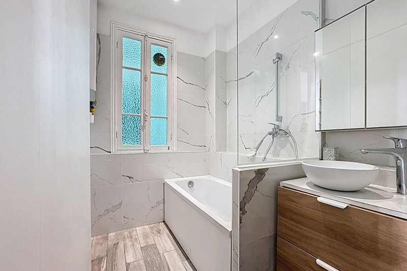 French property for sale in Nice, Alpes-Maritimes - €340,000 - photo 9