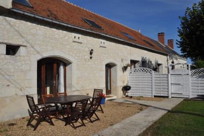 Maison à vendre à Noyant-Villages, Maine-et-Loire, Pays de la Loire, avec Leggett Immobilier