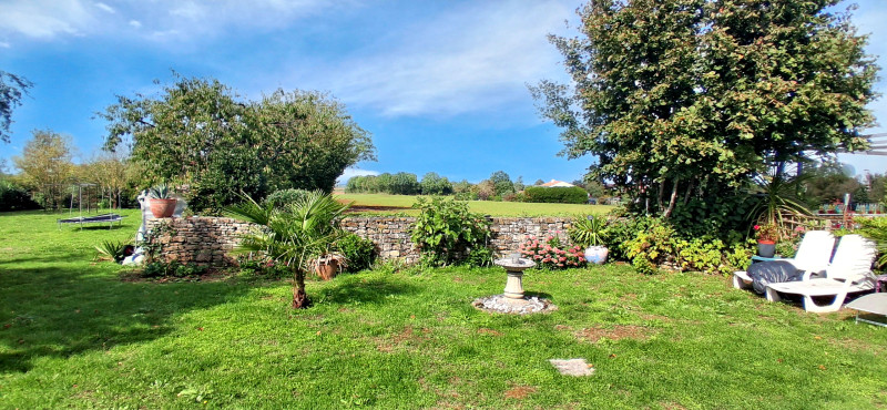 French property for sale in Bazoges-en-Pareds, Vendée - €556,500 - photo 12