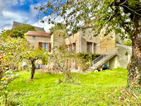 Maison à vendre à Loudun, Vienne - 170.000 € - photo 2