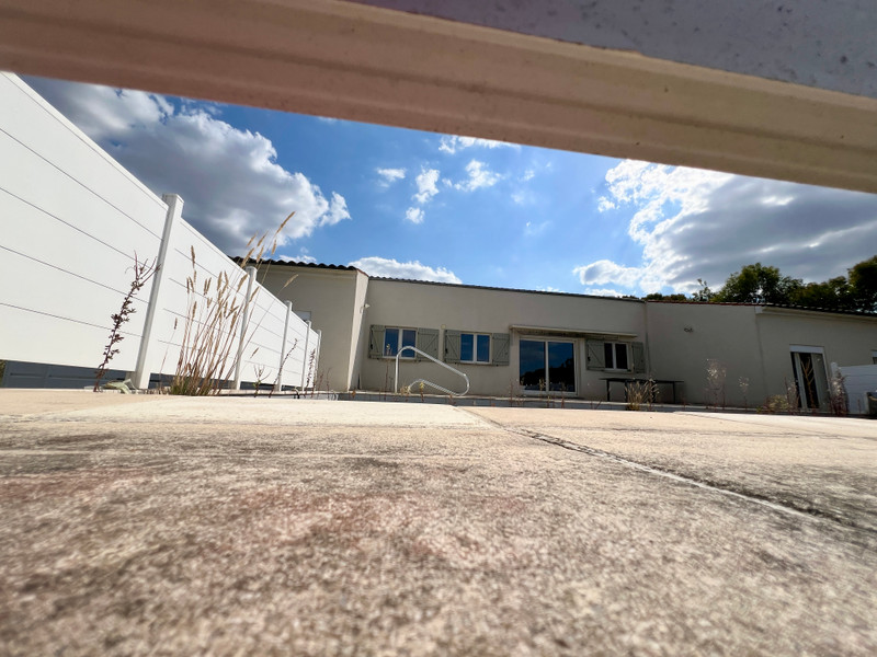 French property for sale in Archingeay, Charente-Maritime - €360,400 - photo 11