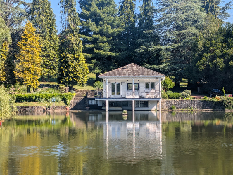 Lacs à vendre à Saint-Laurent-sur-Gorre, Haute-Vienne - 214.920 € - photo 1