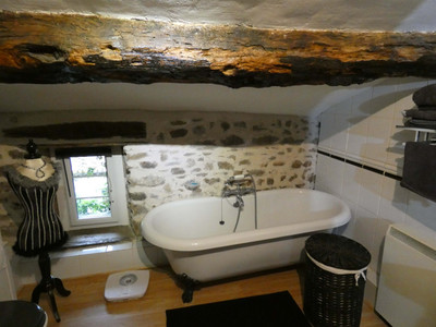 French property for sale in Fenioux, Deux-Sèvres - €205,200 - photo 9