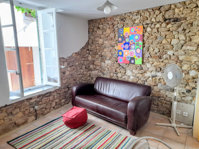 French property for sale in Magalas, Hérault - €80,000 - photo 2