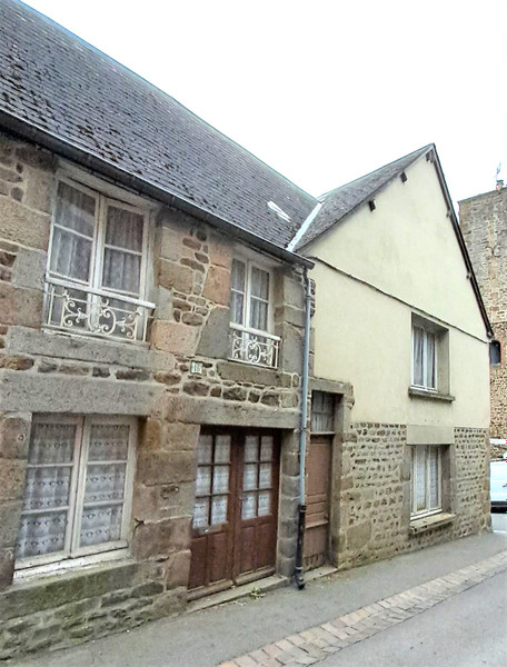 Maison à vendre à Tinchebray-Bocage, Orne - 36 000 € - photo 1