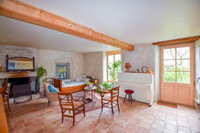 Maison à vendre à Marsais, Charente-Maritime - 445 000 € - photo 2