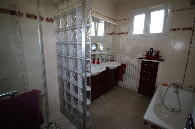French property for sale in Saint-Paulet-de-Caisson, Gard - €449,000 - photo 9