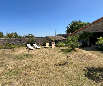 French property for sale in Empuré, Charente - €199,000 - photo 13