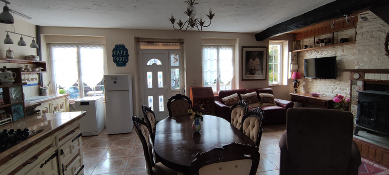 French property for sale in Sourdeval, Manche - €137,800 - photo 5