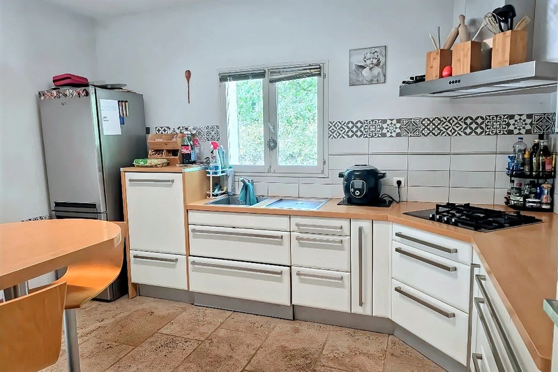 French property for sale in Roussillon, Vaucluse - €624,000 - photo 4