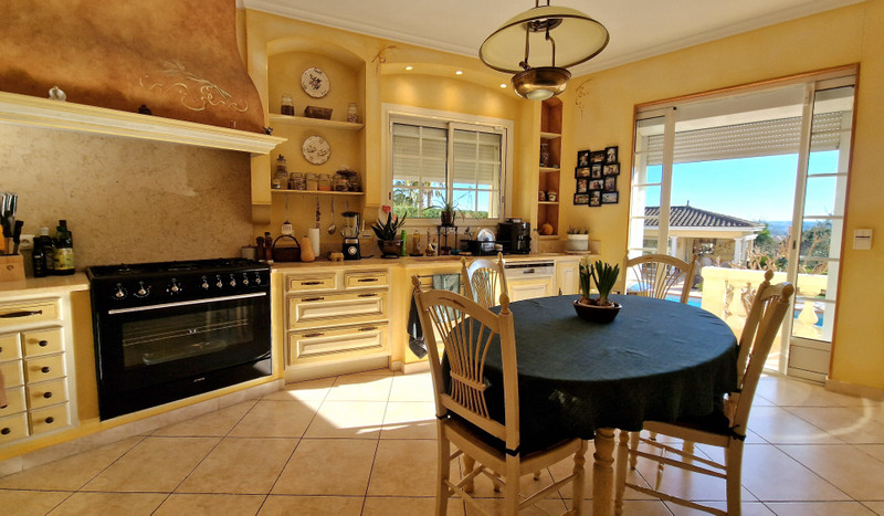 French property for sale in Béziers, Hérault - €1,260,000 - photo 4