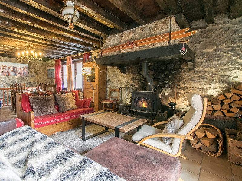 French property for sale in Verchaix, Haute-Savoie - €398,000 - photo 4