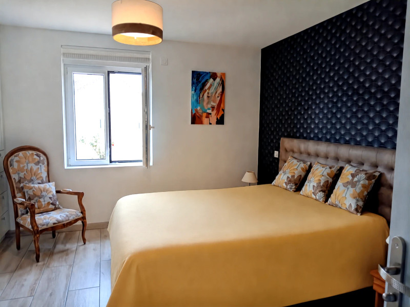 French property for sale in Arçonnay, Sarthe - €420,000 - photo 4