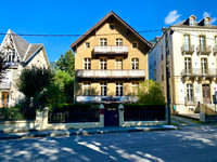 Maison à vendre à Bagnères-de-Luchon, Haute-Garonne - 528.000 € - photo 1