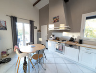 Maison à vendre à La Couronne, Charente - 270.000 € - photo 4