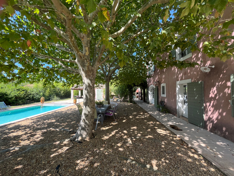 French property for sale in Arpaillargues-et-Aureillac, Gard - €945,000 - photo 2