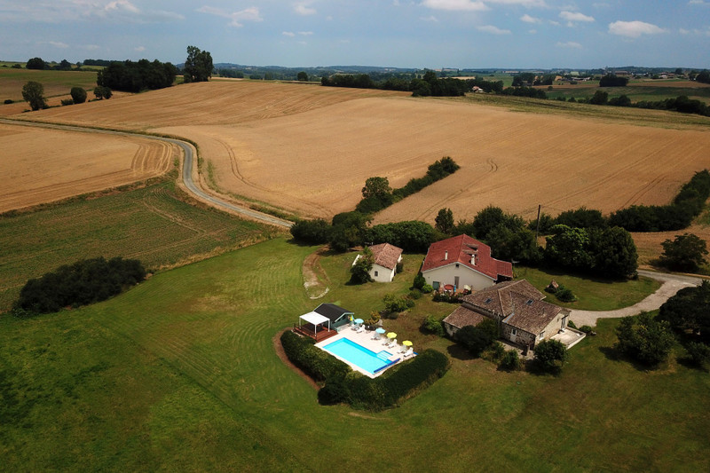 French property for sale in Lauzun, Lot-et-Garonne - €499,000 - photo 9