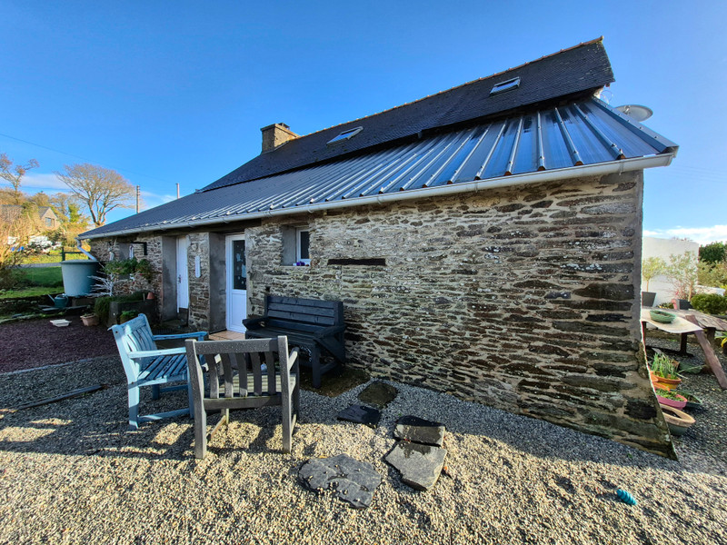 French property for sale in Cléden-Poher, Finistère - €150,000 - photo 1