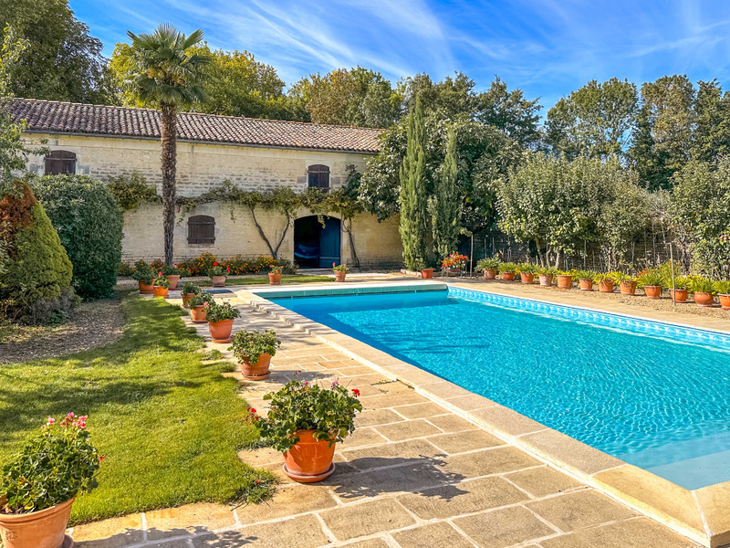 French property for sale in Bazauges, Charente-Maritime - €495,000