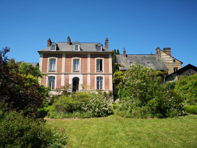 Maison à vendre à Saint-Saëns, Seine-Maritime, Haute-Normandie, avec Leggett Immobilier